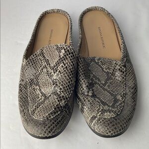 Banana Republic Snakeskin Loafers